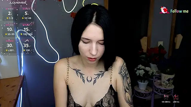 Snapshot of KarolinaBlacks chatting on November 2025 06:45:02 AM KarolinaBlacks online show from November 2025 06:45:02 AM