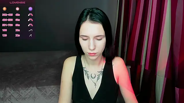 Snapshot of KarolinaBlacks chatting on February 2025 06:45:01 AM KarolinaBlacks online show from February 2025 06:45:01 AM