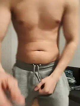 Snapshot of petibacsi96 chatting on March 2025 05:23:01 PM petibacsi96 online show from March 2025 05:23:01 PM