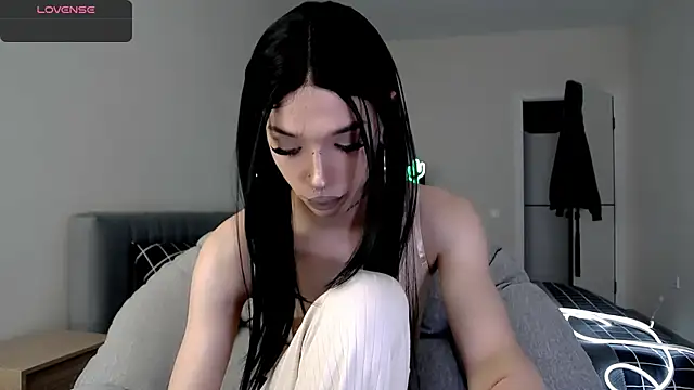 Dasha M online show from October 2025 10:23:02 AM