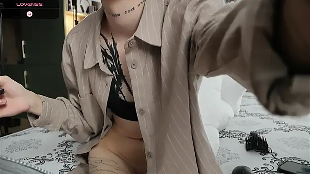 Dasha M online show from May 2026 12:24:02 PM