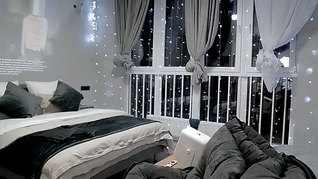 Dasha M online show from February 2026 05:13:02 PM