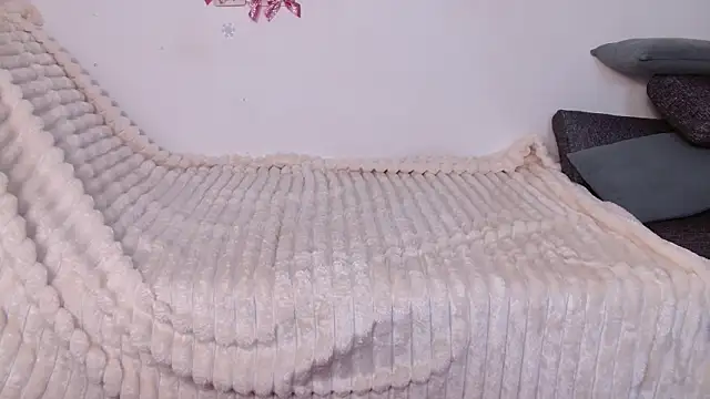 bellaa love  online show from March 2026 12:11:01 AM