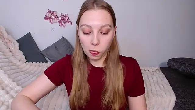 bellaa love  online show from February 2026 12:11:01 AM