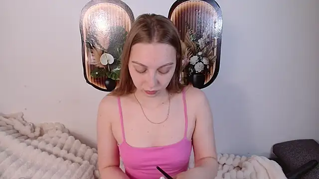 bellaa love  online show from May 2026 12:07:02 AM