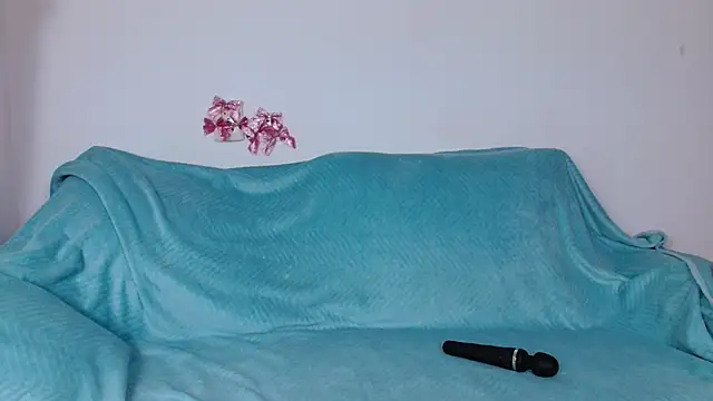 bellaa love  online show from February 2026 12:21:01 AM