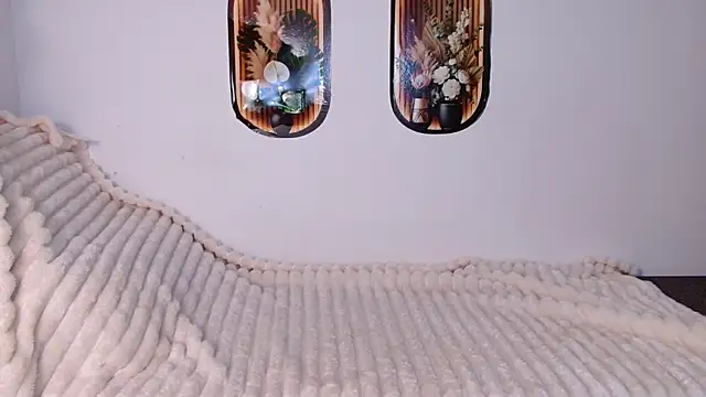 bellaa love  online show from April 2026 12:06:02 AM