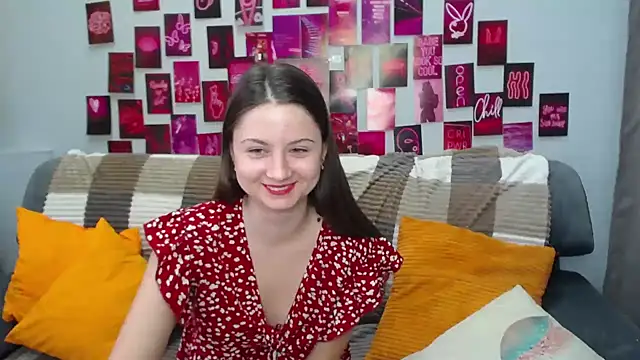 Snapshot of MilanaRoza chatting on March 2025 01:57:02 PM MilanaRoza online show from March 2025 01:57:02 PM
