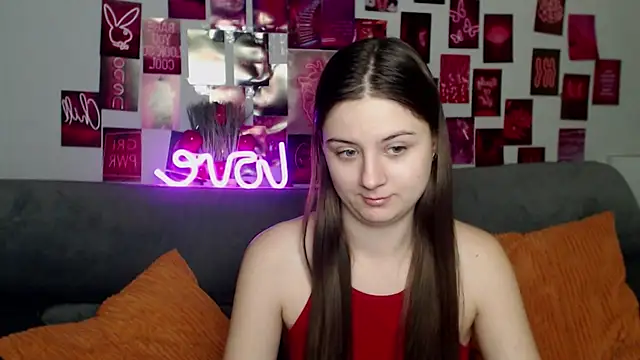 Snapshot of MilanaRoza chatting on December 2025 06:01:02 AM MilanaRoza online show from December 2025 06:01:02 AM