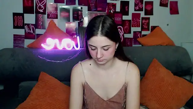 Snapshot of MilanaRoza chatting on November 2025 05:55:02 AM MilanaRoza online show from November 2025 05:55:02 AM