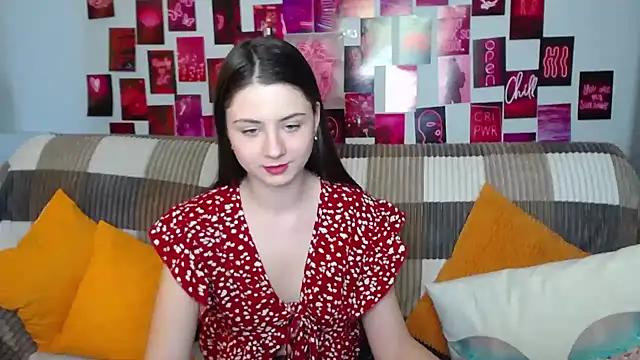 Snapshot of MilanaRoza chatting on March 2025 01:37:01 PM MilanaRoza online show from March 2025 01:37:01 PM