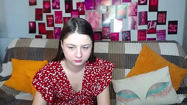 Snapshot of MilanaRoza chatting on March 2025 05:44:02 AM MilanaRoza online show from March 2025 05:44:02 AM