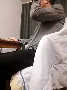 25mitch online show from November 2025 07:36:02 PM