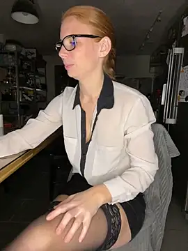 Redhairedteacher online show from November 2025 08:58:02 PM