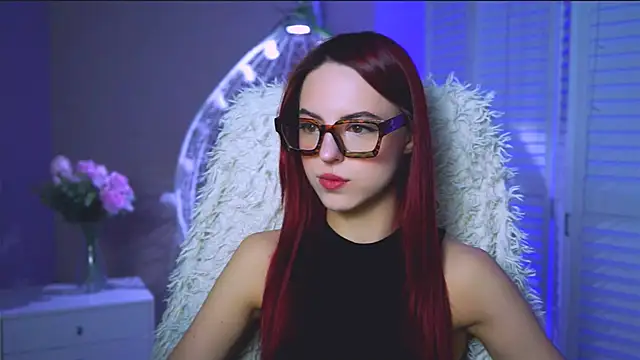 Snapshot of evanellson chatting on October 2025 08:35:02 AM evanellson online show from October 2025 08:35:02 AM