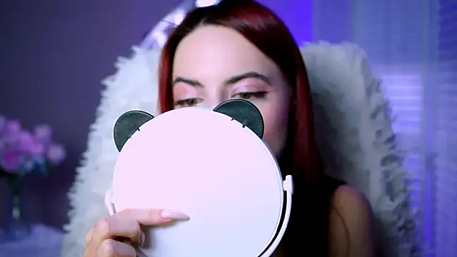 Snapshot of evanellson chatting on October 2025 12:15:02 PM evanellson online show from October 2025 12:15:02 PM