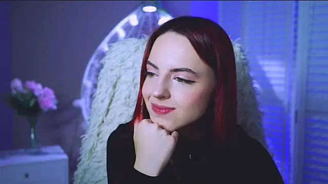 Snapshot of evanellson chatting on October 2025 12:37:02 PM evanellson online show from October 2025 12:37:02 PM