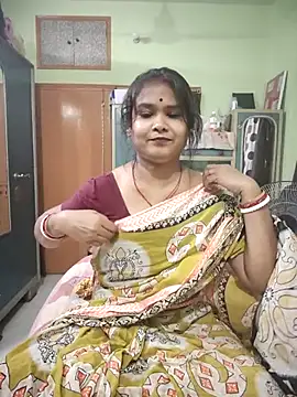 yoursweety09 online show from April 2026 01:30:02 PM