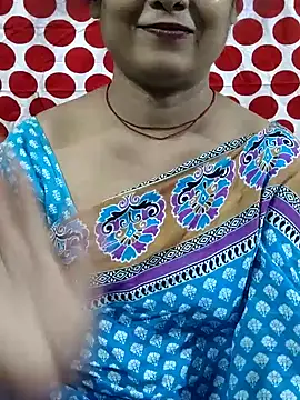 yoursweety09 online show from May 2026 07:03:02 AM