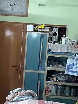 yoursweety09 online show from April 2026 09:27:01 AM