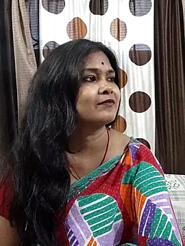 yoursweety09 online show from April 2026 07:48:01 AM