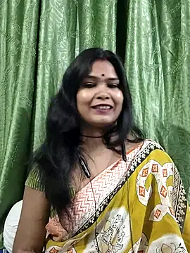 yoursweety09 online show from February 2026 06:05:01 PM