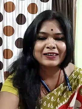 yoursweety09 online show from November 2025 12:22:02 AM