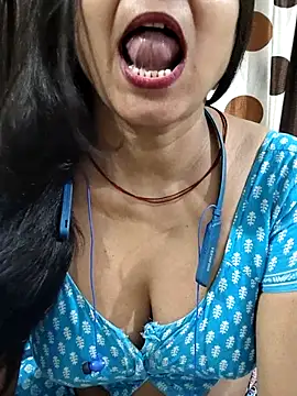 yoursweety09 online show from April 2026 12:13:02 AM