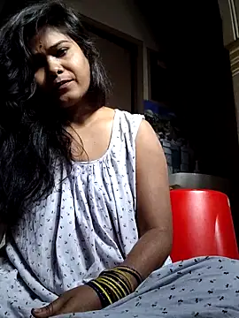yoursweety09 online show from March 2025 02:21:01 AM