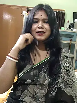 yoursweety09 online show from October 2025 01:45:01 PM