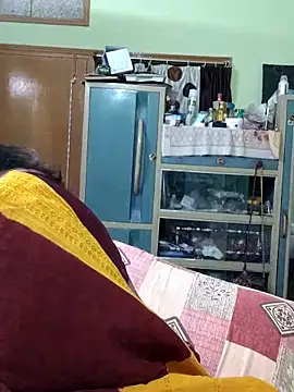 yoursweety09 online show from March 2026 08:11:01 AM