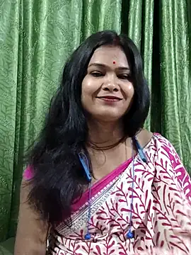 yoursweety09 online show from March 2026 11:28:01 PM