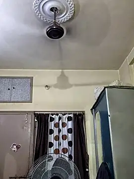 yoursweety09 online show from March 2025 01:37:02 AM