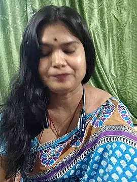 yoursweety09 online show from December 2025 08:35:02 AM