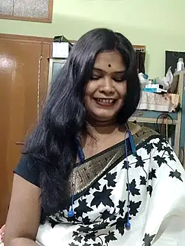 yoursweety09 online show from March 2026 01:55:01 PM