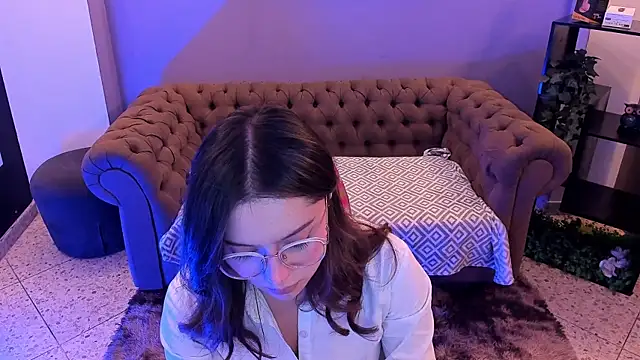 Snapshot of AngelMoore_ chatting on March 2025 08:44:02 PM AngelMoore online show from March 2025 08:44:02 PM