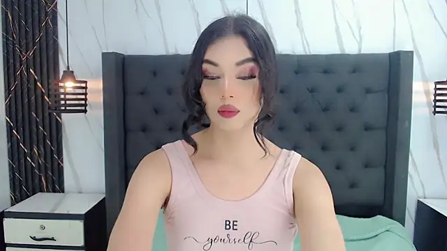 Eban Dustan online show from March 2026 07:37:02 PM