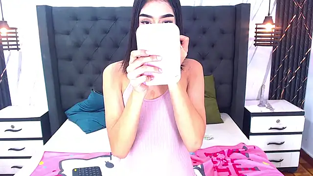 Eban Dustan online show from November 2025 09:48:01 PM