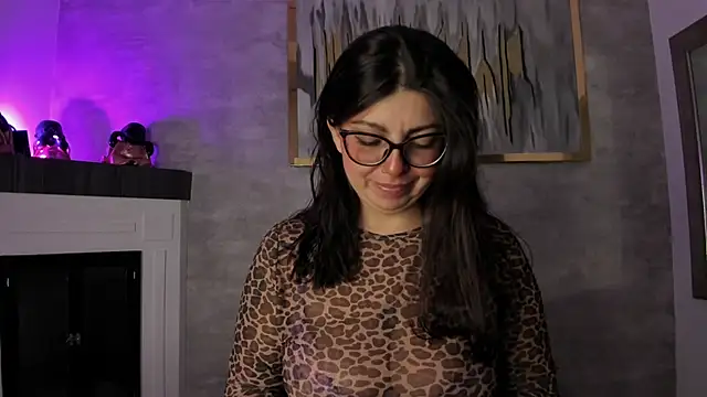 Vioolletta online show from December 2025 07:23:02 PM