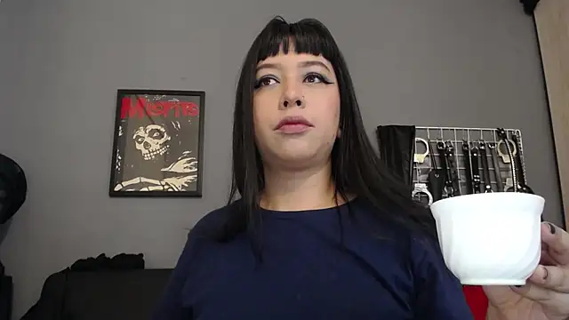 Carla Phoenix online show from June 2026 01:53:02 PM