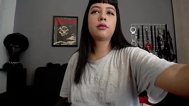 Carla Phoenix online show from May 2026 02:04:01 PM
