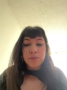 Carla Phoenix online show from November 2025 04:18:02 PM