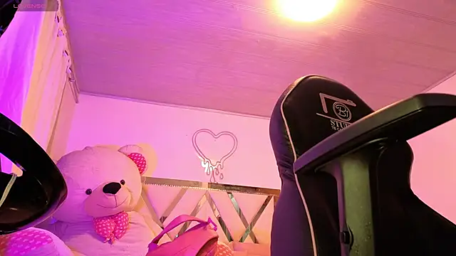 Laylafoxy tay online show from September 2025 03:02:02 AM