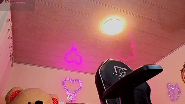 Laylafoxy tay online show from September 2025 03:22:01 AM