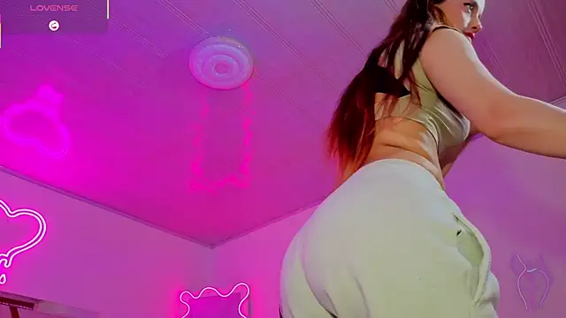 Laylafoxy tay online show from September 2025 03:09:02 AM