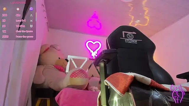 Laylafoxy tay online show from January 2026 03:21:01 AM