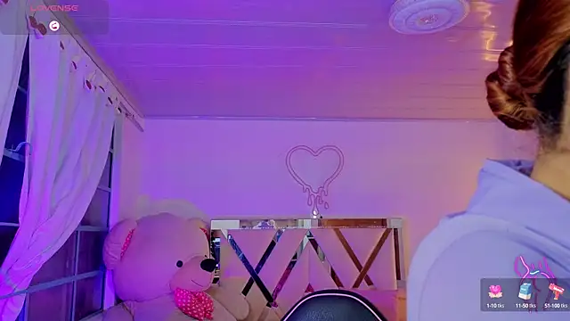 Laylafoxy tay online show from September 2025 03:12:02 AM