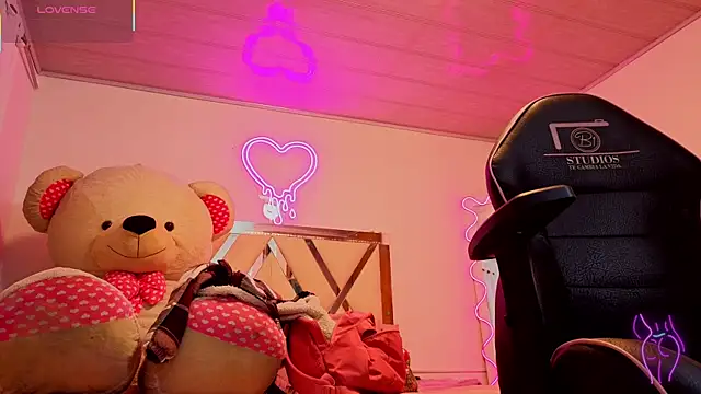 Laylafoxy tay online show from September 2025 03:08:01 AM
