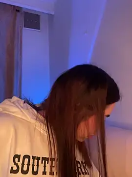 Im Valen Cute online show from October 2025 12:44:01 AM