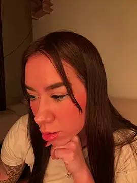 Snapshot of Im_Valen_Cute chatting on June 2026 03:23:01 AM Im Valen Cute online show from June 2026 03:23:01 AM